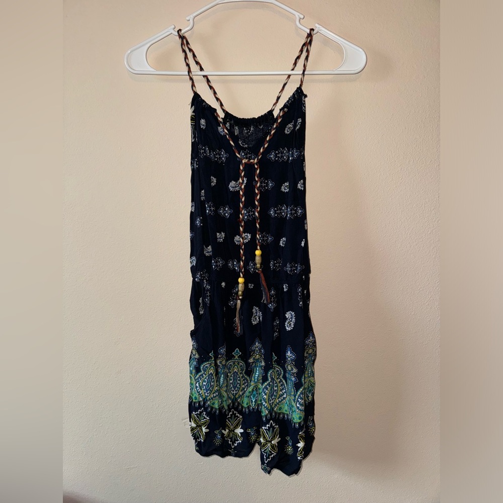 Women’s XSmall American Eagle Romper With Pockets